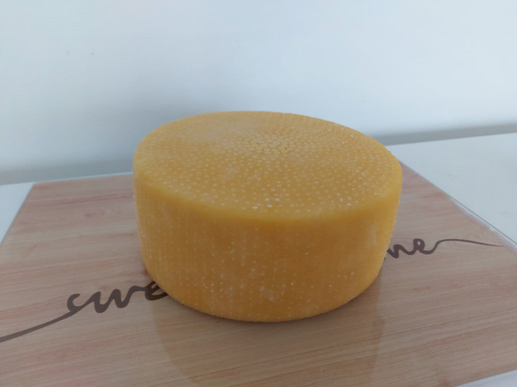 Egész TRAPPISTA Sajtkorong -kb.2,5 kg