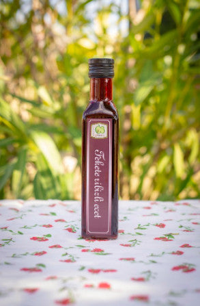 Csúzi Pince -Gyümölcsecet 250 ml -Fekete ribizli