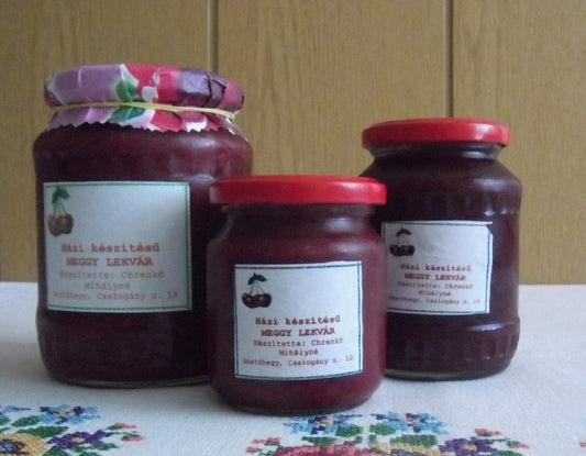 Meggylekvár -cukorral